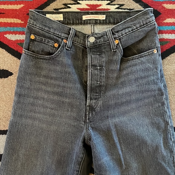 Levi's Women's High Rise Jeans - Dark Gray - Picture 5 of 13